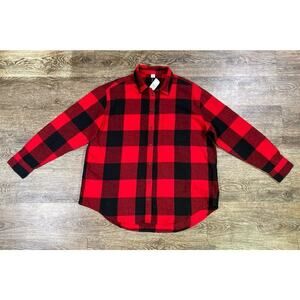 New Old Navy Button Up Flannel Woman’s Boyfriend Fit Red Buffalo Check Size L
